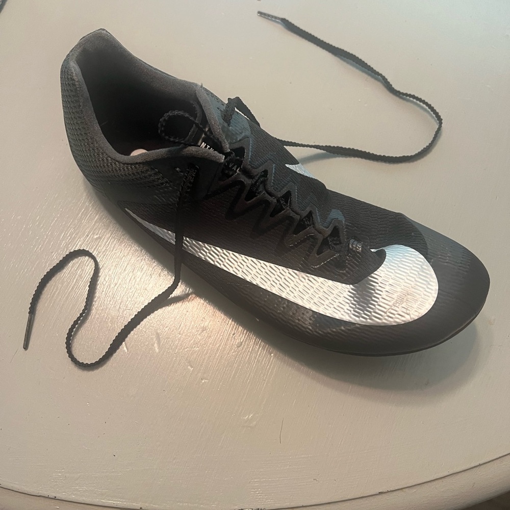 Black Nike Rival track spikes